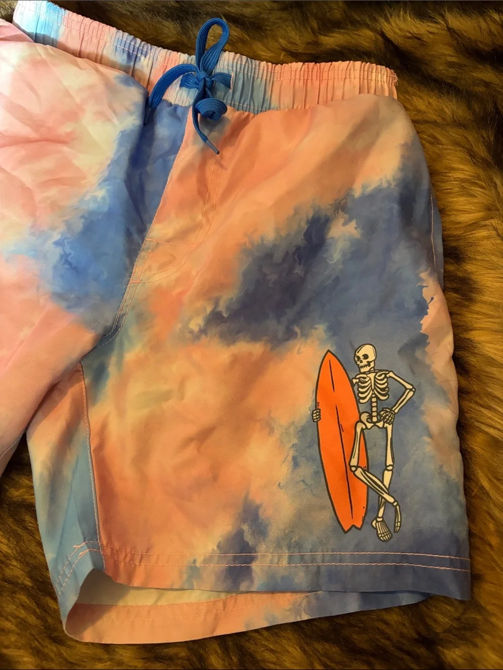 Chemistry Skeleton Surfer Tie-Dyed Men’s Mesh Lined Swim Trunks Size S